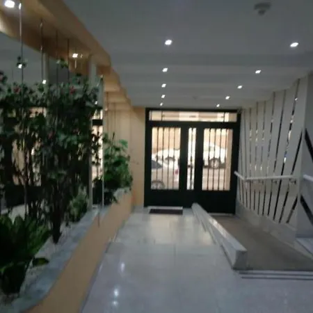 아파트 Mila Located 300 Meters From Sandy Beach *